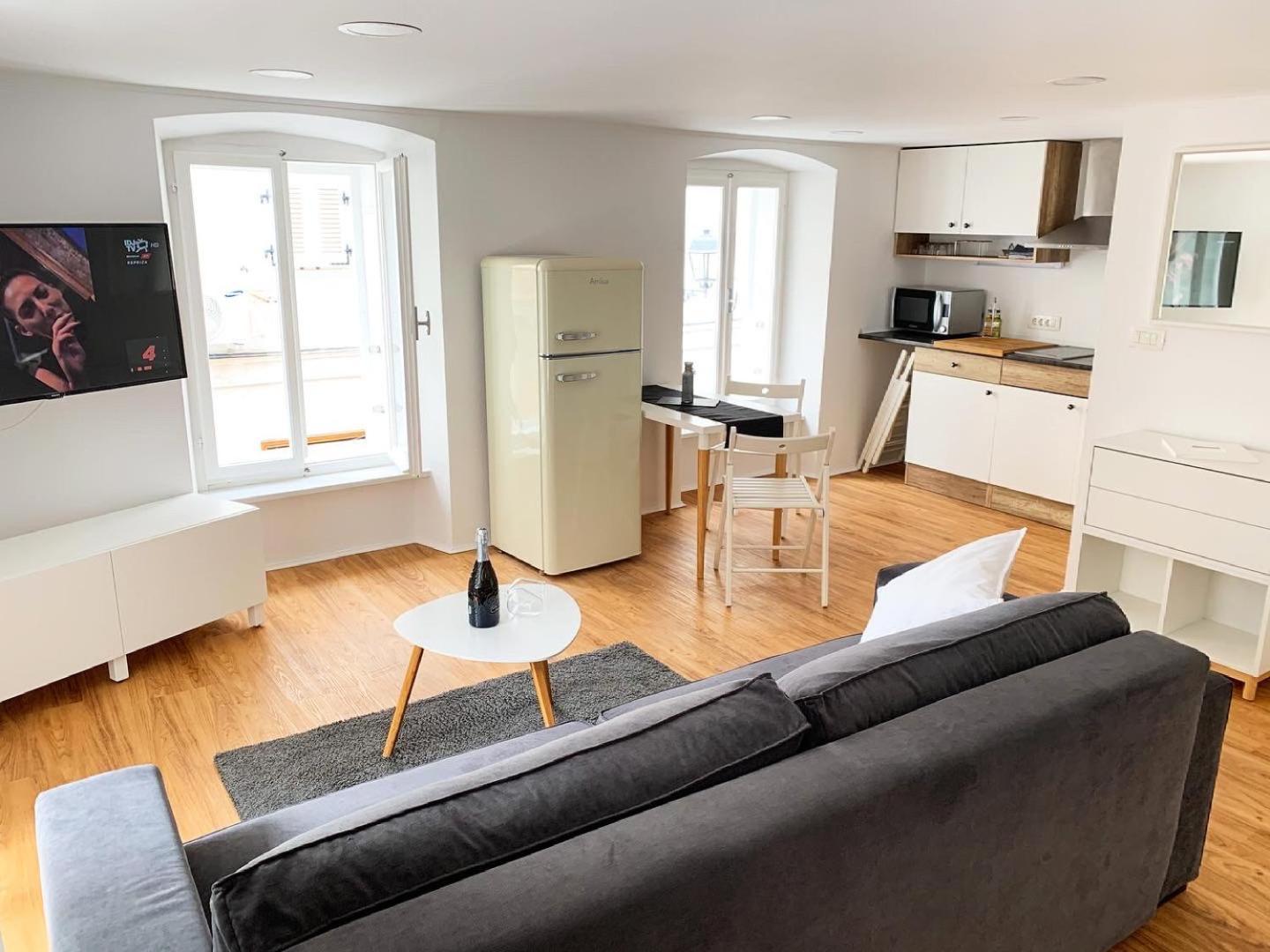 Aparthouse Porto 皮兰 外观 照片
